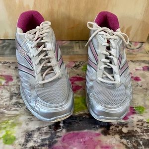 Sketchers- Shape- Up Toners Exercise Shoes
